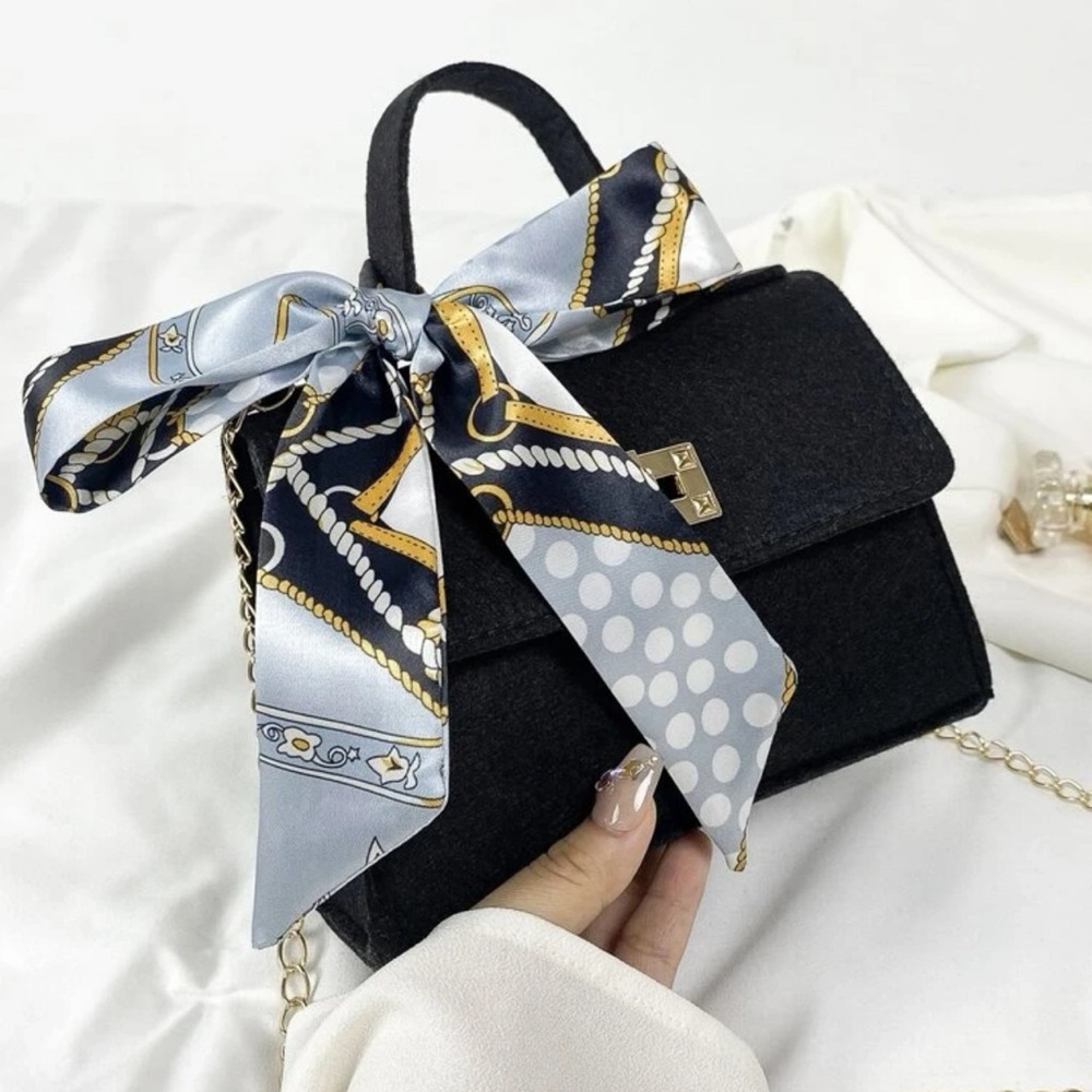 Mini Square Bag Twist Lock Chain Strap Felt - Picture 3 of 6